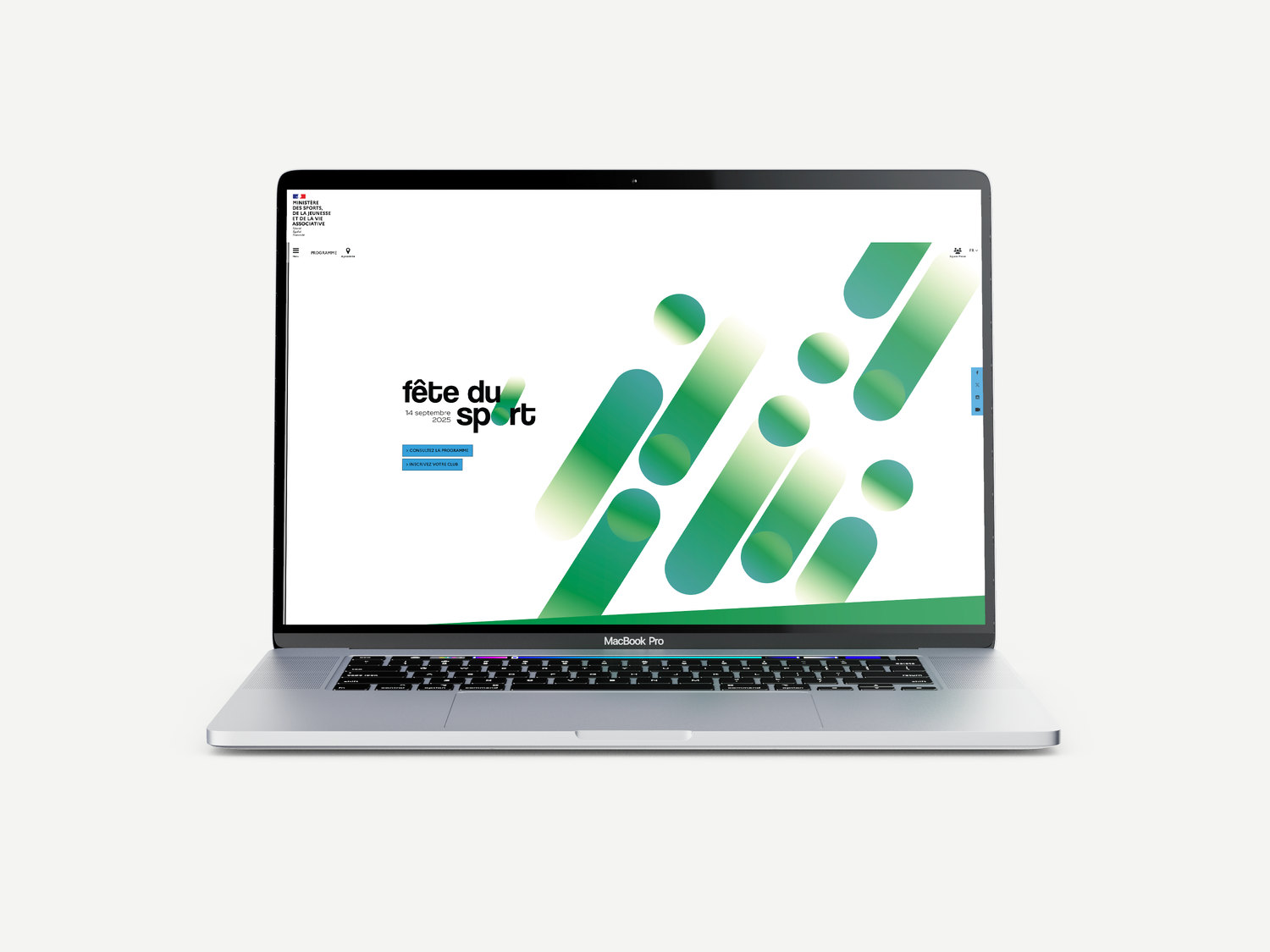 Un ordinateur portable affiche la page d’accueil du site Fête du sport